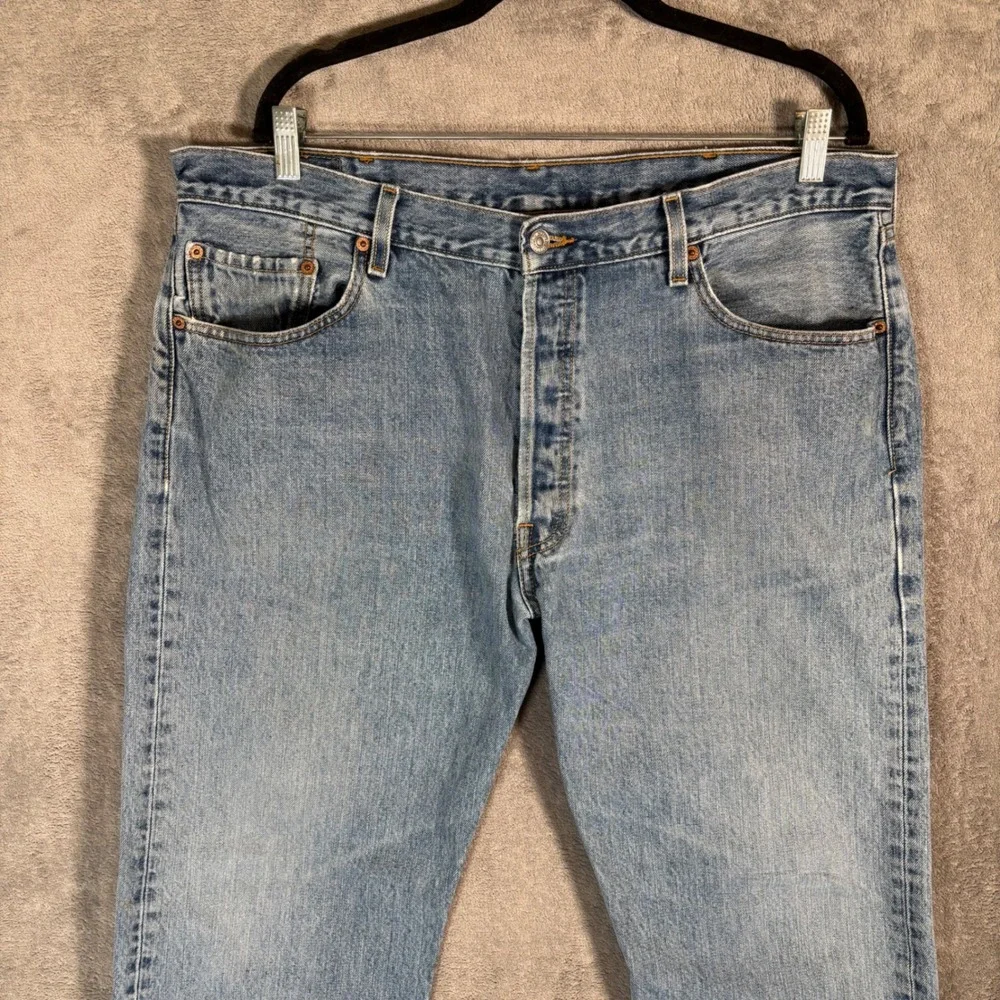 Vintage Levis 501 Mens 40x30 Light Wash Blue Denim Button Fly Jeans Y2K